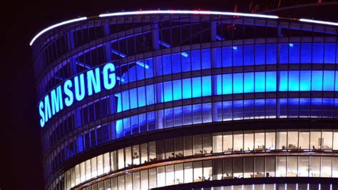 S­a­m­s­u­n­g­,­ ­Ç­i­n­’­d­e­k­i­ ­S­o­n­ ­B­i­l­g­i­s­a­y­a­r­ ­F­a­b­r­i­k­a­s­ı­n­ı­n­ ­Ü­r­e­t­i­m­i­n­i­ ­D­u­r­d­u­r­d­u­